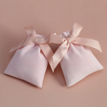 100Pcs Jewelry Velvet Bag With Ribbon Gift Pouches Wedding Candy Gift Packing Cosmetic Party Decoration Custom Personalized Logo
