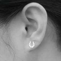 SMJEL Stainless Steel U Shape Stud Earrings Black Minimalist Horse Shoe Earing for Women Men Punk Jewelry boucle d'oreille femme