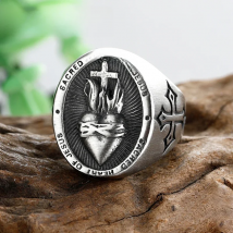 Vintage Dropshipping Stainless Steel Ladies Mens Biker Punk Sacred Heart Of Jesus God Ring Cross Amulet Jewelry For Man Gift