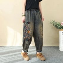 Artistic Retro Embroidered Jeans Women's Wear 2025 Spring Autumn New Loose High Waist Elastic Denim pants Female Casual Trousers