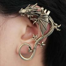 Punk Temptation Metal Dragon Bite  Ear Wrap Cuff Earrings for Women Men Clip Earings No Pierced 1pc