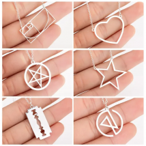 Sasusp Stainless Steel Shaving Blade Star Round Chain Necklace Women Men Golden Section Heart Geometric Necklace Minimalism Gift