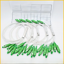 PLC Splitter 1X2 1X4 1X8 1X16 1X32 SC/APC SM Single Mode 0.9mm G657A1 PVC LSZH 1m FTTH Fiber Optic Splitter