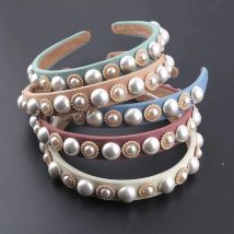 New Korean fashion obedient thin strips of milk silk pearl simple Hair band ladies casual street shooting Hai Raccessories 891