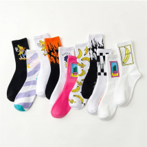 Creative High Quality Harajuku Fashion Men Street Hip Hop Cotton Unisex Happy Socks Funny Skateboard Flame Socks