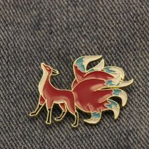 Cartoon Anime Animal Brooch with Eight-Tailed Fox, Suitable for Men and Women to Match Clothing and Backpacks.