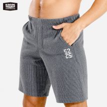 Lounge-Shorts aus Bio-Baumwolle 52025 – Weiche und atmungsaktive, gestreifte Pyjamahose. Bequeme Heimshorts für Herren,