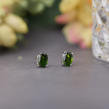 ITSMOS Genuine Diopside Earrings Studs Oval Simple Silver Green  Diamond Crystal Stud Earrings for Women Minimalist Jewelry