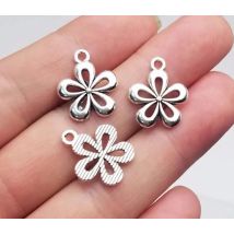 35pcs/Lot--18x15mm Flower Pendants Antique Silver Plated Hollow Daisy Charms DIY Supplies Jewelry Making Finding Accessories