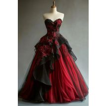 Gothic Vampire Prom Dress Dark Red And Black Sweetheart A-Line Vintage Evening Gown Flower Ruffle Halloween Wear Customized