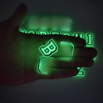 Hot 1Pcs Letter and Nummer PVC Shoe Charms PVC Lichtgevende Shoe Aceessories Fit shoe Decoraties Kids X-Mas