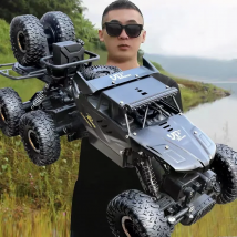 Hot 1: 18 Six Wheel Drive RC CAR Cross-country Climbing Spray Racing Car Remote Control Electric Car Fall Resistant Boy Toy Gift