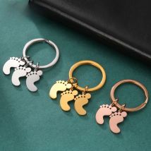 Baby Foot Personalized Keychain Father Dad Mom Mother Kid Gift for Women Men Custom Engrave Name Family Stainless Steel Jewelry