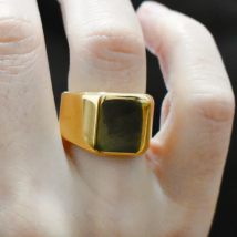 2022 New Stainless Steel Square Ring Classic Hero Style Black Gold Color Rings for Men Jewelry Bijoux Femme Party Gift