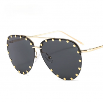 Ladies Metal Rivet Pilot Sunglasses Women Luxury Personality Glasses Designer Eyewear Shades UV400