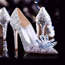 Spring and Autumn 2025 New crystal shoes, thin heels, bridal wedding shoes, pointed bridesmaid high heels women shoes pumps