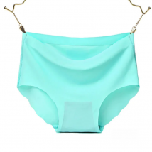 3XL Large Plus Size Ice Silk Solid Women Panties Seamless Ruffle Soft Smooth Underwear Middle Waist Cotton Crotch Breifs