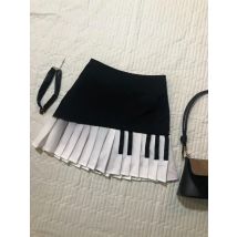 2000s Aesthetic Elegant Women Piano Stripe Design Y2k Slim Mini Piano Skirt Female Black White Spliced Korea Chic Casual Outfits