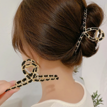 IPARAM 2021 New Ins Metal HollowGeometric Hair Claw Ladies Cross Crab Bath Clip For Women Fashion Girl Headwear