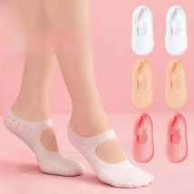 【Xxin】Silicone gel Solid Thin Gel Heel Socks Cracked Foot Skin Care Protector foot Case