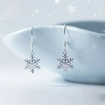 TrustDavis Real 925 Sterling Silver Earring Winter Snowflakes Charm Dangle Earrings For Women Wedding Christmas Jewelry DA01-9