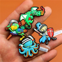 1pcs Original Shoe Accessories Pirate Parrot Octopus Shoe Charms Garden Shoe Buckle Decorations Fit Kids Gift U40