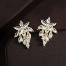 ZAKOL Trendy High Quality Marquise Cubic Zirconia Leaf Stud Earrings for Women Bridal Wedding Diner Party Birthday Jewelry EP558