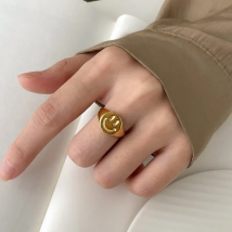 Happy smilely face ring for women stainless steel signet ring stackable funny cute kawaii jewelry for teenage girls y2k