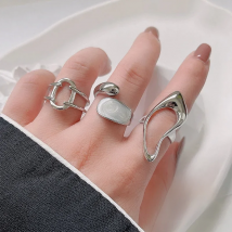925 Sterling Silver Rings For Women Trendy Fashion O White Stone Hug Hollowout Shape Handmade Couple Jelwery For Party Gift