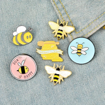 Bee Enamel Pins Homophonic Be Kind Save Bee Brooches Bag Clothes Lapel Pin Pink Round Badge Honey Women Jewelry Gift Wholesale