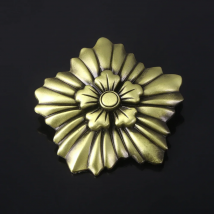 Lady Dimitrescu Daughters Bela Daniela Cassandra Pins Brooch Game R Evil 8 Village Vintage Flower Badge Brooches Cosplay Jewelry