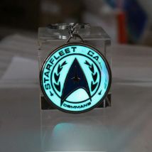 Fashion Women Men Jewelry keychain Star Key chain Starfleet Academy keyring GLOW in the DARK spacecraft Pendants boys Gift