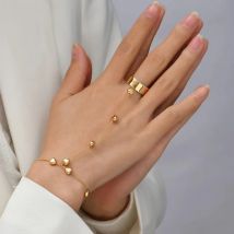 Dainty Heart Pendant Chain Bracelet Link Connected Gold plated Wide Finger Ring Bracelets for Women Link Hand Harness Jewelry