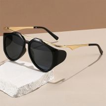 Designer Oversized Sunglasses Black For Women Fashion Brand Silver Mirror Retro White Beach Sun Glasses For Man Woman With Case