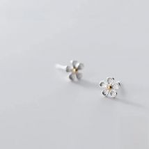 La Monada Five Flower Women Earrings Stud 925 Sterling Silver Earring Minimalist Stud Earrings For Women Silver 925 Female