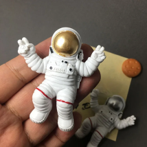3D fridge magnets cartoon astronaut refrigerator paste magnet decoration magnet magnetic magnet message board collection gift