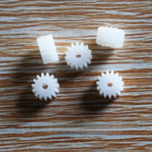 10/100pc 15T 2mm hole 0.5M plastic gear dron rc car plane robot kids toys for boys diy baby accessories montessori GP152A