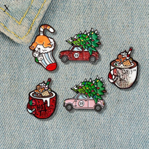 Christmas Collection Enamel Pin Hot Time Coffee Cup Car Christmas Tree Metal Pin Clothing Badge Christmas Gifts For Friends Kids