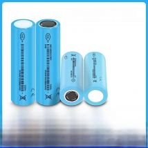 Brand New 3.7V 18650 3500Mah Lithium Battery Large Capacity Rechargeable 18650 Battery, Brand New Battery 0 Times Cycle 10A, Suitable for Strong Light Flashlight/Drone/Power Tool Lithium Battery