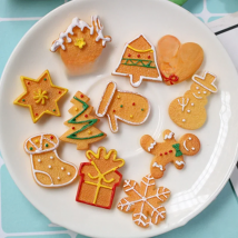 10Pcs Christmas Cookies Snowman Flat back Resin Cabochon Fake Biscuits Phone Decoration Crafts DIY Scrapbooking Accesories 25mm