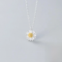 925 Sterling Silver Elegant Daisy Flower Pendant Necklaces Colar de Prata For Women Jewelry 2022