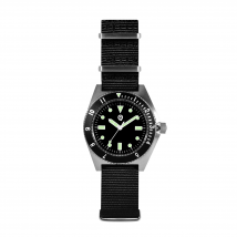 QM "Vietnam" Platoon US Special Forces UDT Military Army 300M Diver Outdoor Men's Wrist Sport Watch With C3 Luminous SM8019A