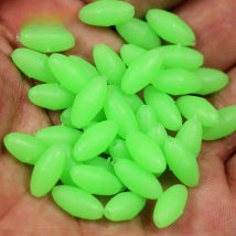 100PCS Oval Soft Rubber Luminous Fishing Beads Glow Sinking Beads For Treble Hook Fishing Rigs Green Red Fishing Lure Tackle