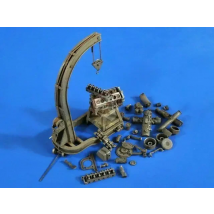 1:35 scale war scene model  Panzerwerk Workshop Engine Hoist with Tiger I Tank Engine is not assembled and colored