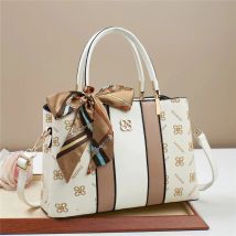 New Woman shoulder bag Large capacity Handbag for Women 2025 Crossbody bag pattern PU Portable bucket bag ladies messenger bags