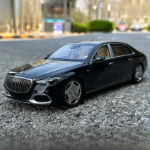 Almost Real AR 1/18 for  Maybach S-Class S680 2021 car model Limited personal collection company gift display