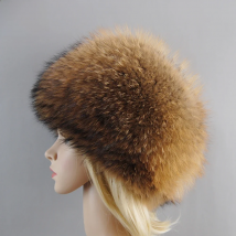 2026 Russian Style Female Round Cap Fashion Real Fur Hats Natural Fox Fur Women Winter Warm Bomber Hat Fluffy Popular Beanies
