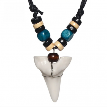 Man's Hawaii Surfer Jewelry Handmade Imitation Shark Teeth Pendant New Zealand Maori Tribal Bone Choker Colored Wooden Necklace