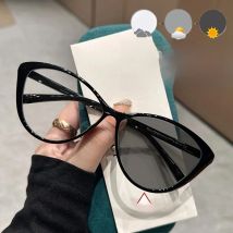 New Vintage Photochromic Eyeglasses Large Frame Cat Eye Reading Glasses Blue Light Blocking Eye Protection Presbyopia Eyewear