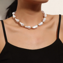 XIALUOKE Vintage Baroque Imitation Pearl Necklace For Women Generous Contracted Choker Necklace Wedding Party Jewelry